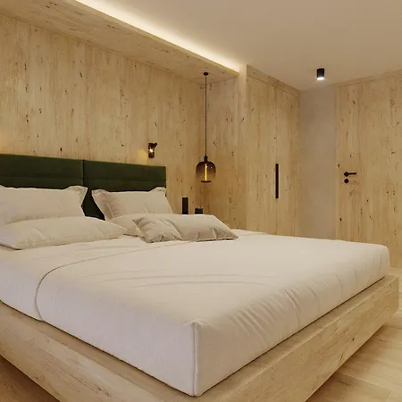 Hotel Kristall Hotel 4*
