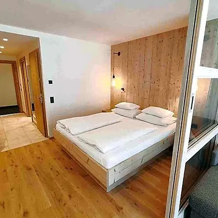 Hotel Kristall 4*