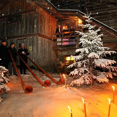 Kristall מלון גרוסארל